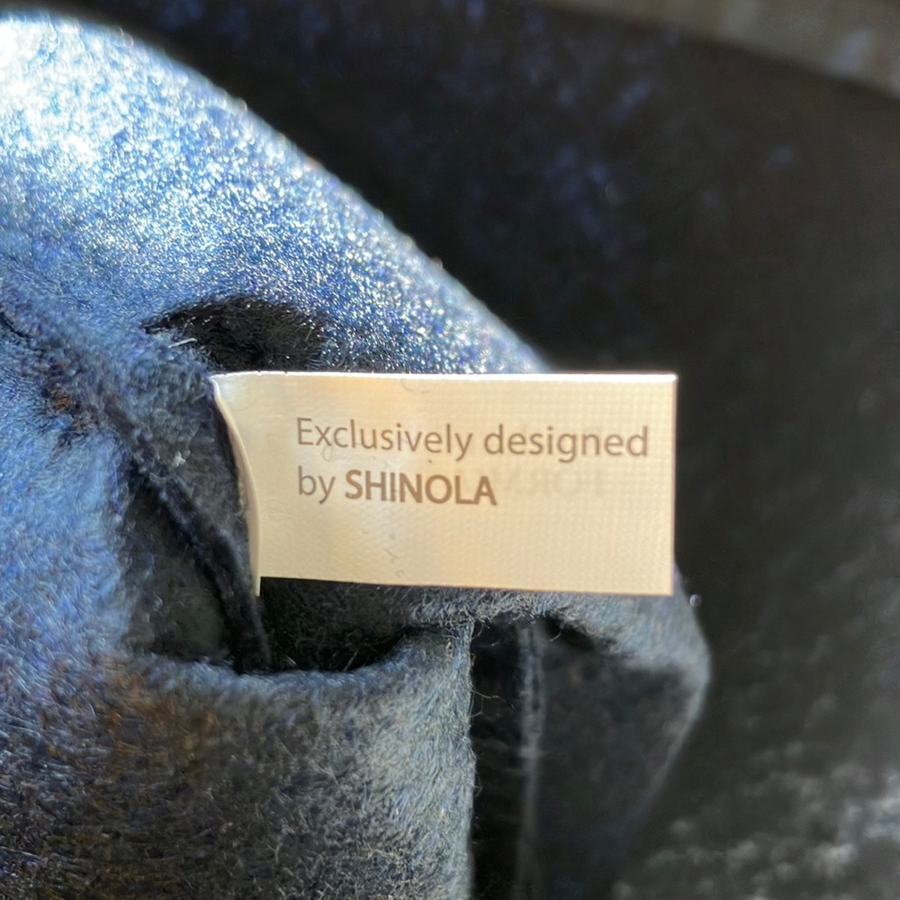 Shinola x American Airlines blue felt zip travel case - Picture 4 of 11
